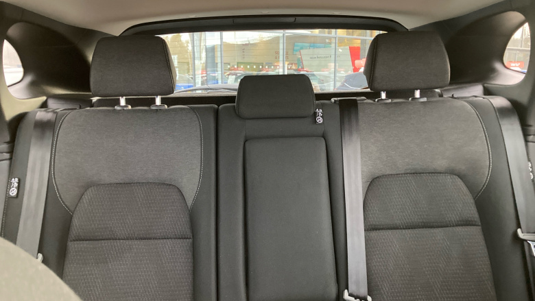 Nissan Qashqai 1.3 DiG-T MH N-Connecta 5dr Petrol Hatchback